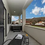 Willa Ante - Private Pool, Wellness & Gym