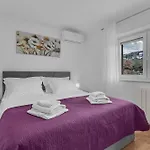 Willa Ante - Private Pool, Wellness & Gym Šestanovac