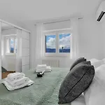Ante - Private Pool, Wellness & Gym