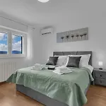Ante - Private Pool, Wellness & Gym Šestanovac
